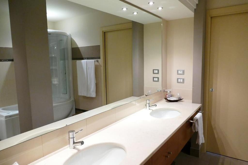 Stella Charming & Luxury Rooms Конверсано Екстериор снимка
